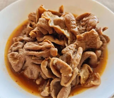 【台湾味】とろける脂が絶品！豚大腸の醤油煮込み「滷大腸」（臭みなし・ホルモン）