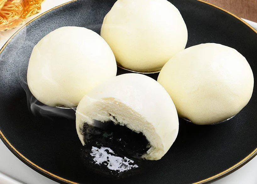 🌸 春の訪れ！台湾の味、黑ゴマあんまんが登場！ 🌸 | 水餃子
