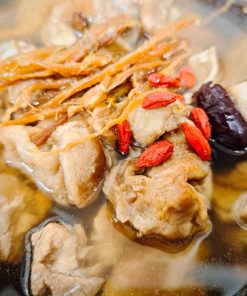 台湾参鶏湯（サムゲタン）