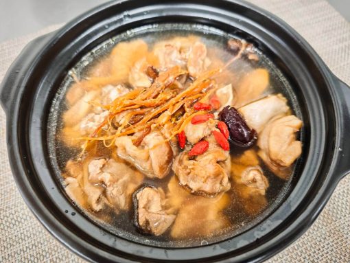 台湾参鶏湯（サムゲタン）