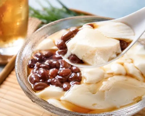 北海道産大豆100％の自家製豆乳で作る、とろける食感の台湾スイーツ「豆花（トウファ）」